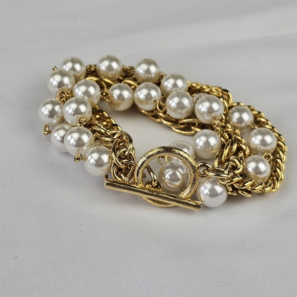 Chunky Gold Tone Faux Pearl Multilayer Bracelet with Toggle Clasp - Picture 4 of 7